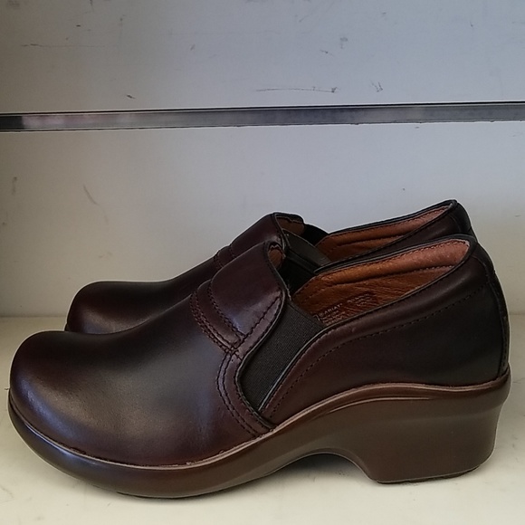 2 Pair New Women's Ariat 10010241 Sutter leather Clog - Picture 3 of 8